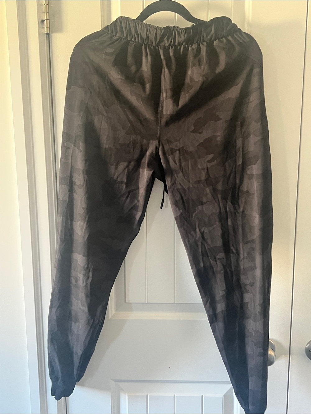 Lululemon Stretch High-Rise Jogger *Full Length Black Charcoal Camo - Picture 3 of 4